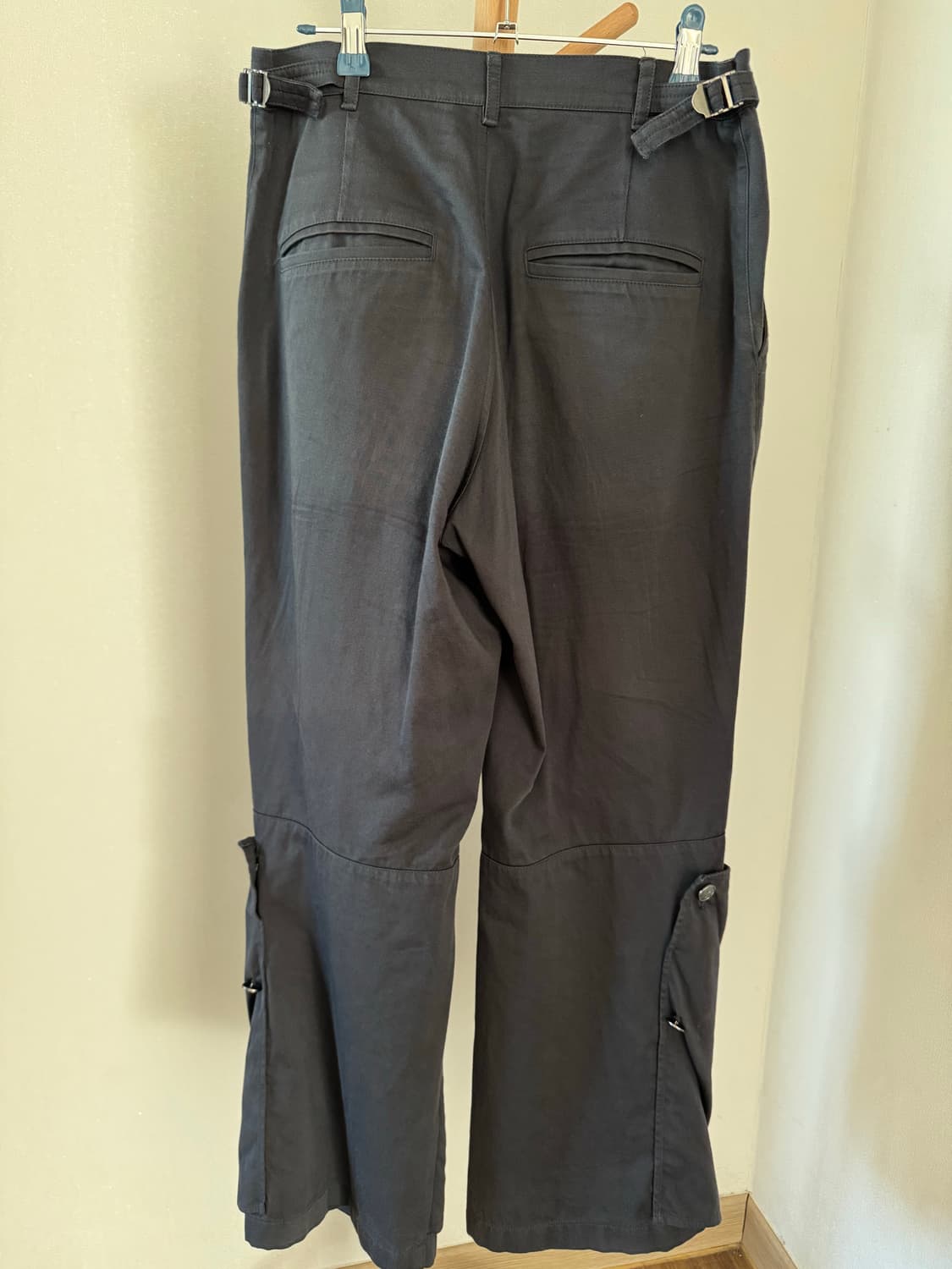 해칭룸 아머 팬츠 상품이미지3