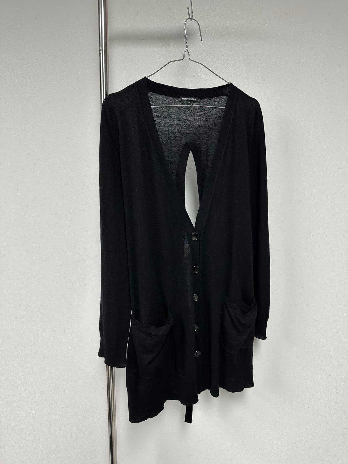 앤 드뮐미스터 캐시미어•린넨 스트랩 가디건 상품이미지1