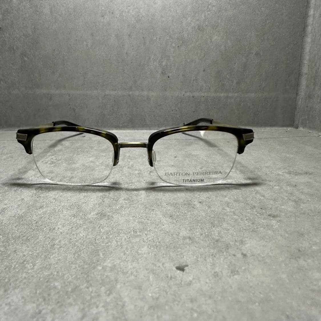 바톤 페레이라 말콤 브로우라인 안경테 상품이미지2