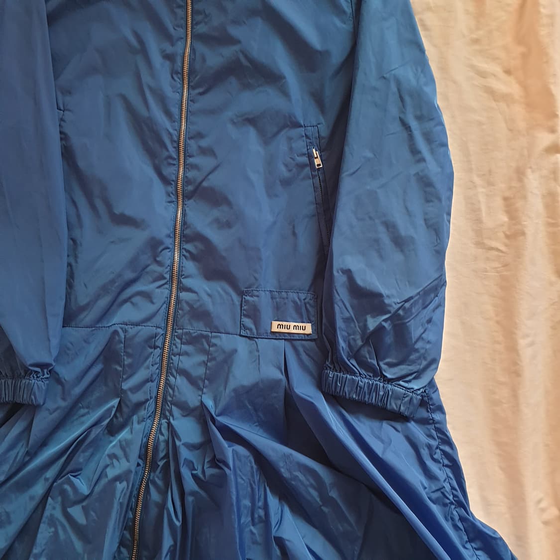 정품) miumiu 미우미우 바람막이 자켓 상품이미지6