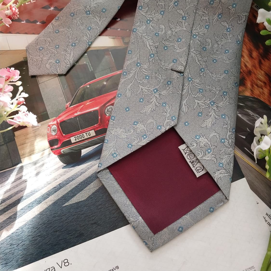 까르뱅 실크 그레이 플로럴 자카드 넥타이 9.5cm A+등급 K1550
 상품이미지8