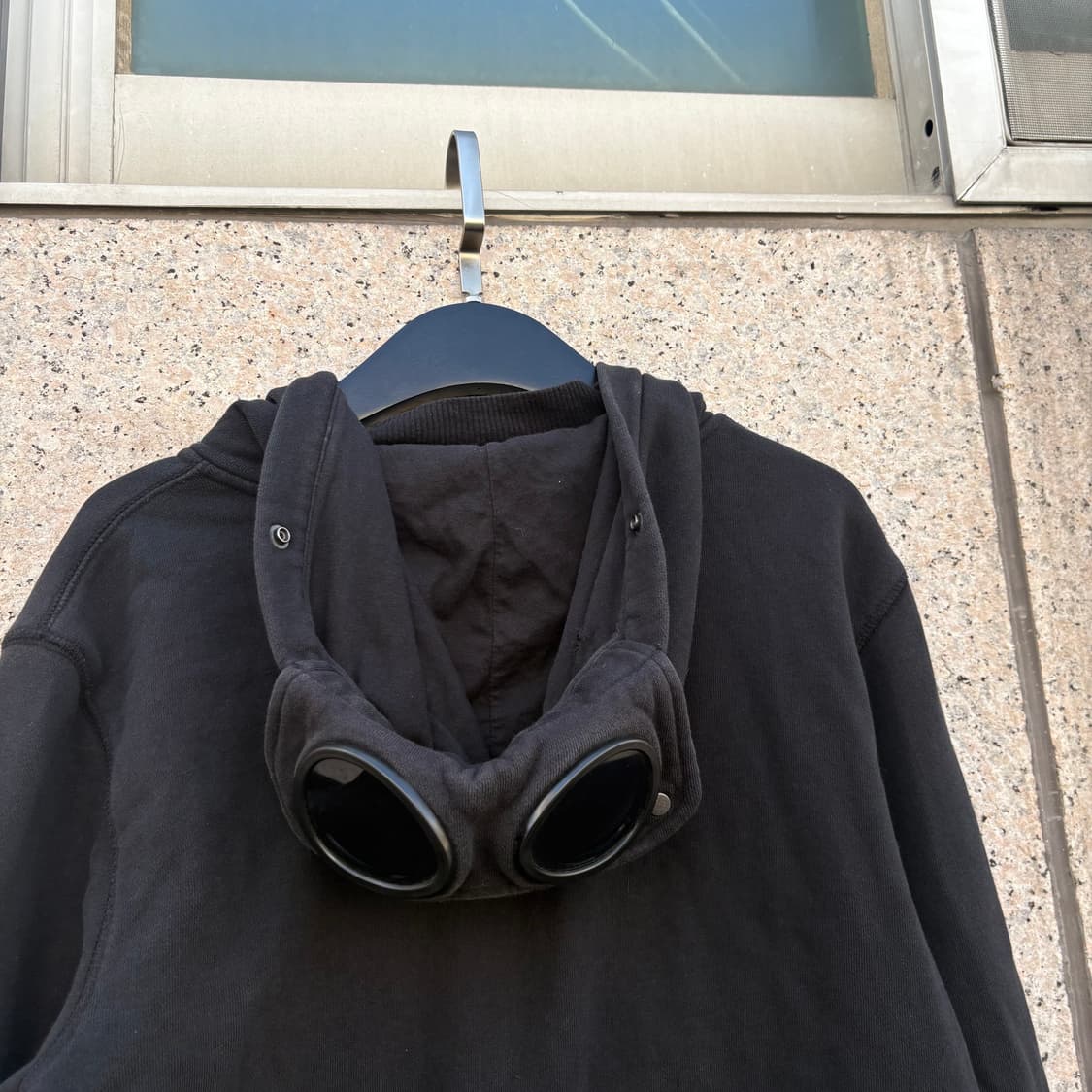 13fw 씨피컴퍼니 고글 후드 집엊 상품이미지5