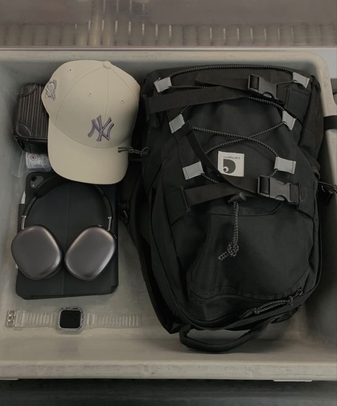 칼하트 리플렉티브 킥플립 백팩 블랙 상품이미지2