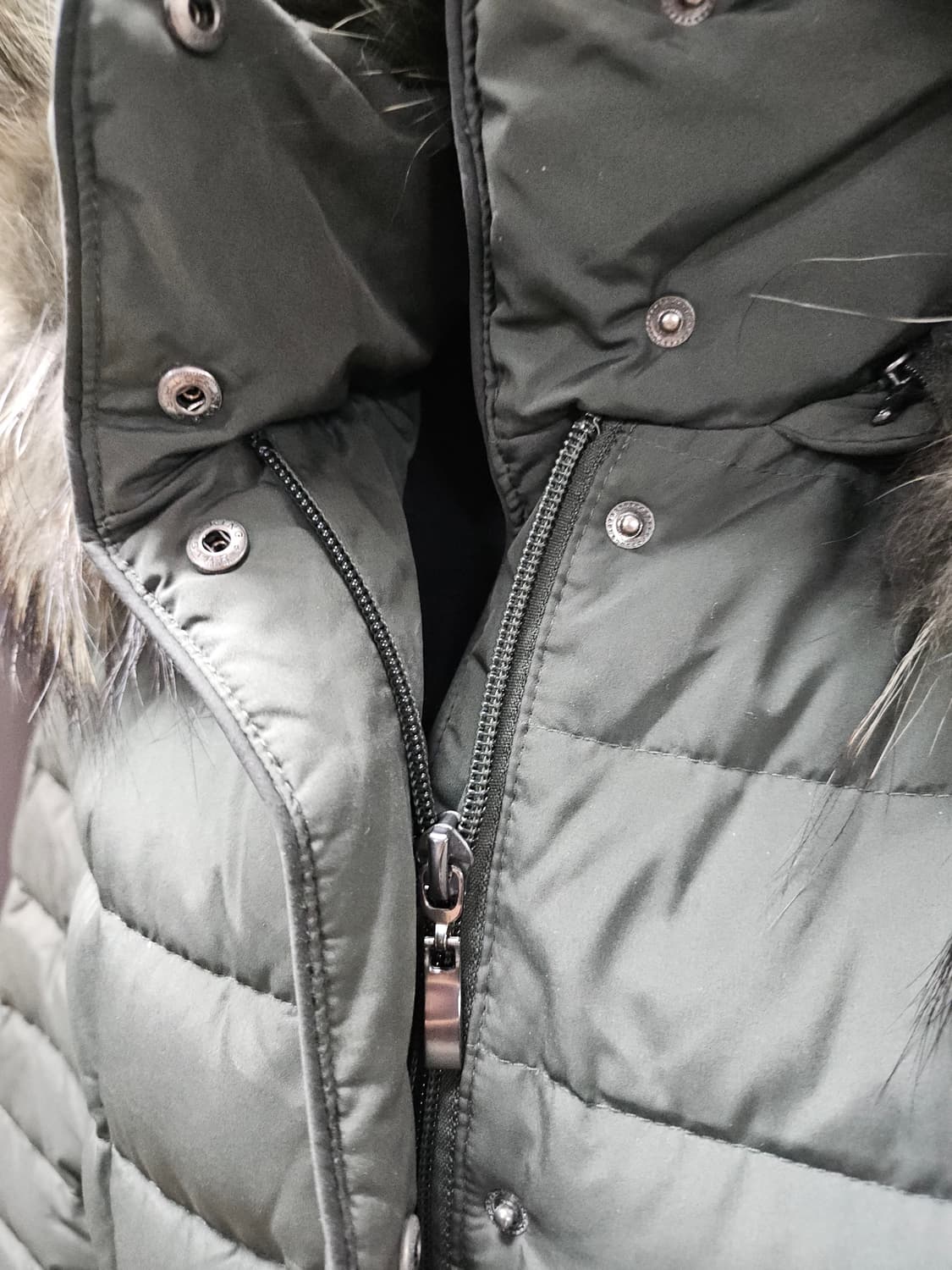 르샵  후드 퍼 다운 롱 패딩 카키색  XS  80 상품이미지3