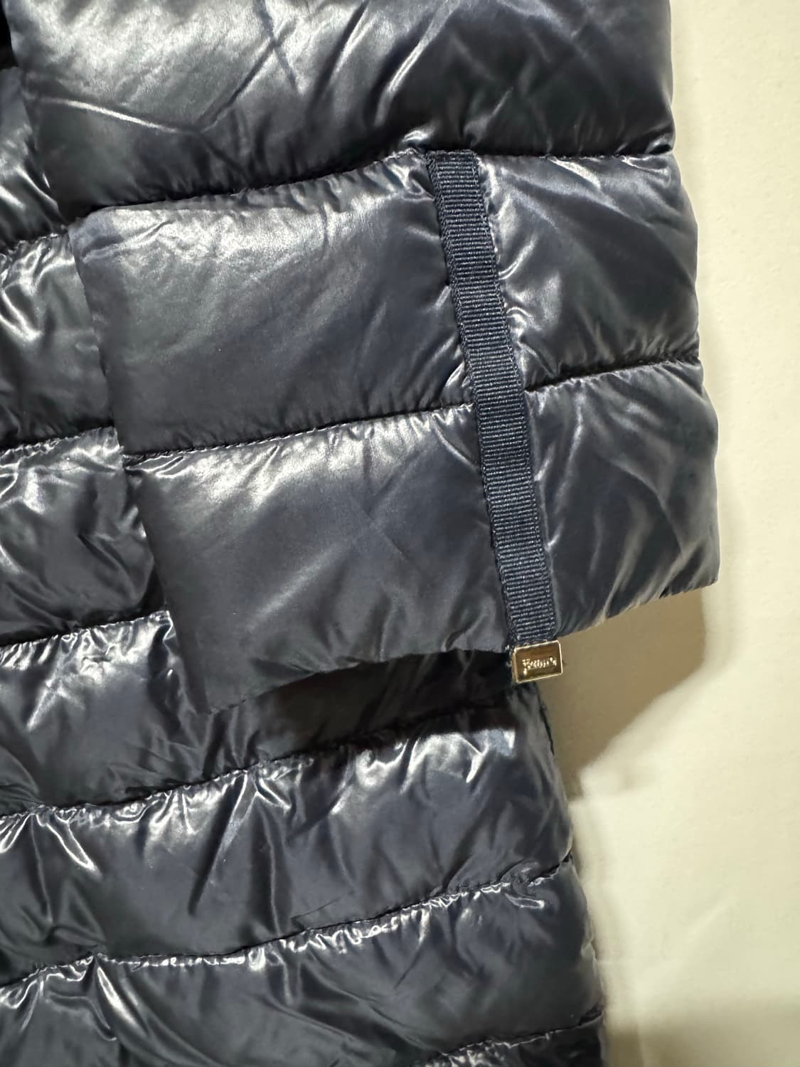 44 (새상품)에르노 울트라라이트 경량 패딩 상품이미지3