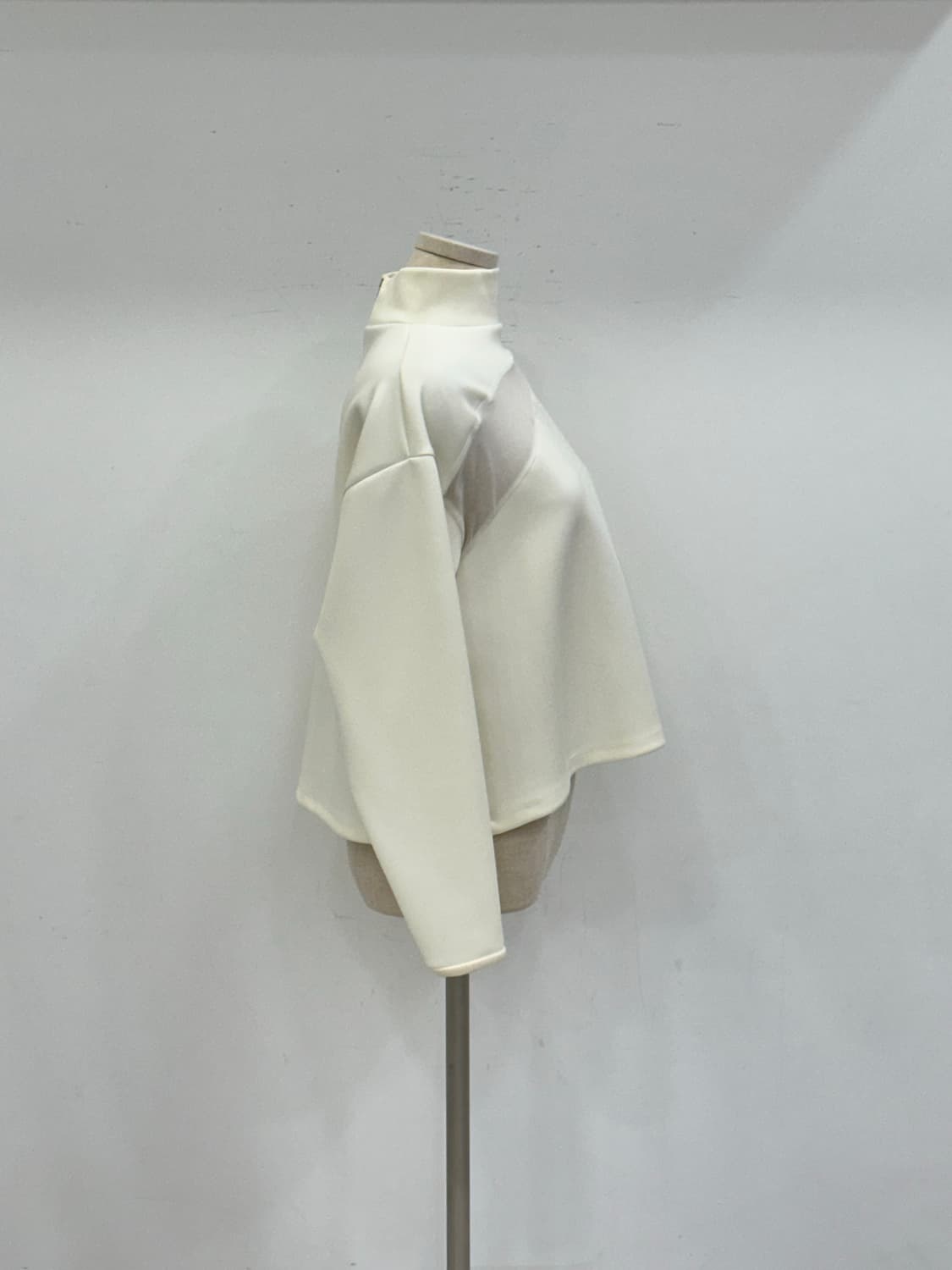 자라 화이트 목폴라 상품이미지3