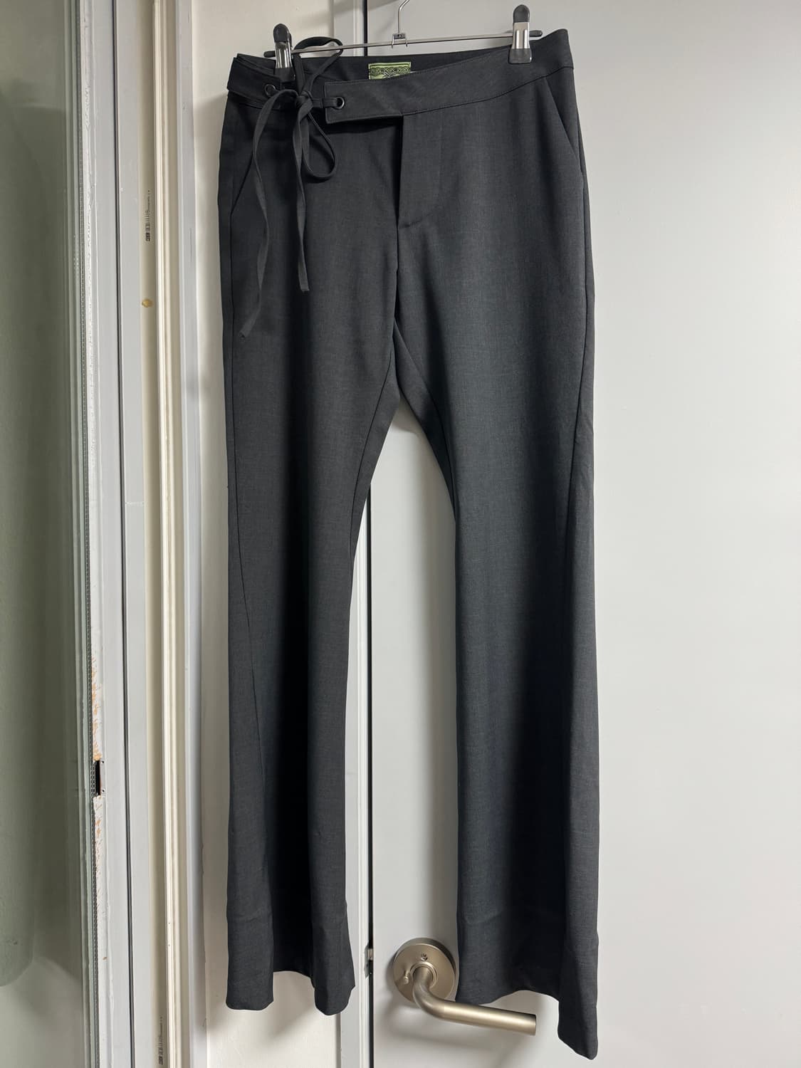 플리즈노팔로우 소피아 리본 부츠컷 슬렉스 차콜1사이즈 상품이미지2