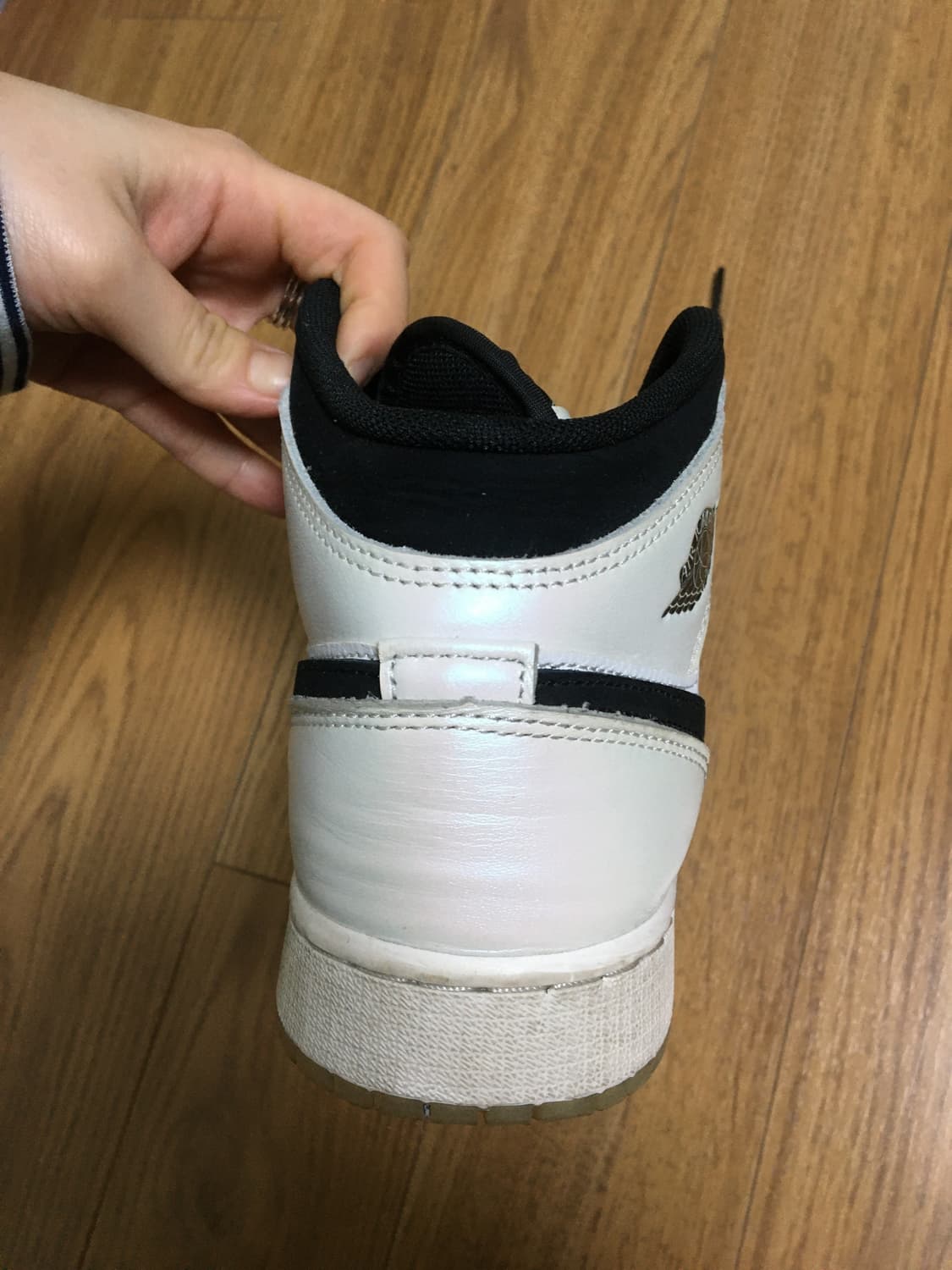 조던 1 Mid SE Diamond 245 상품이미지4