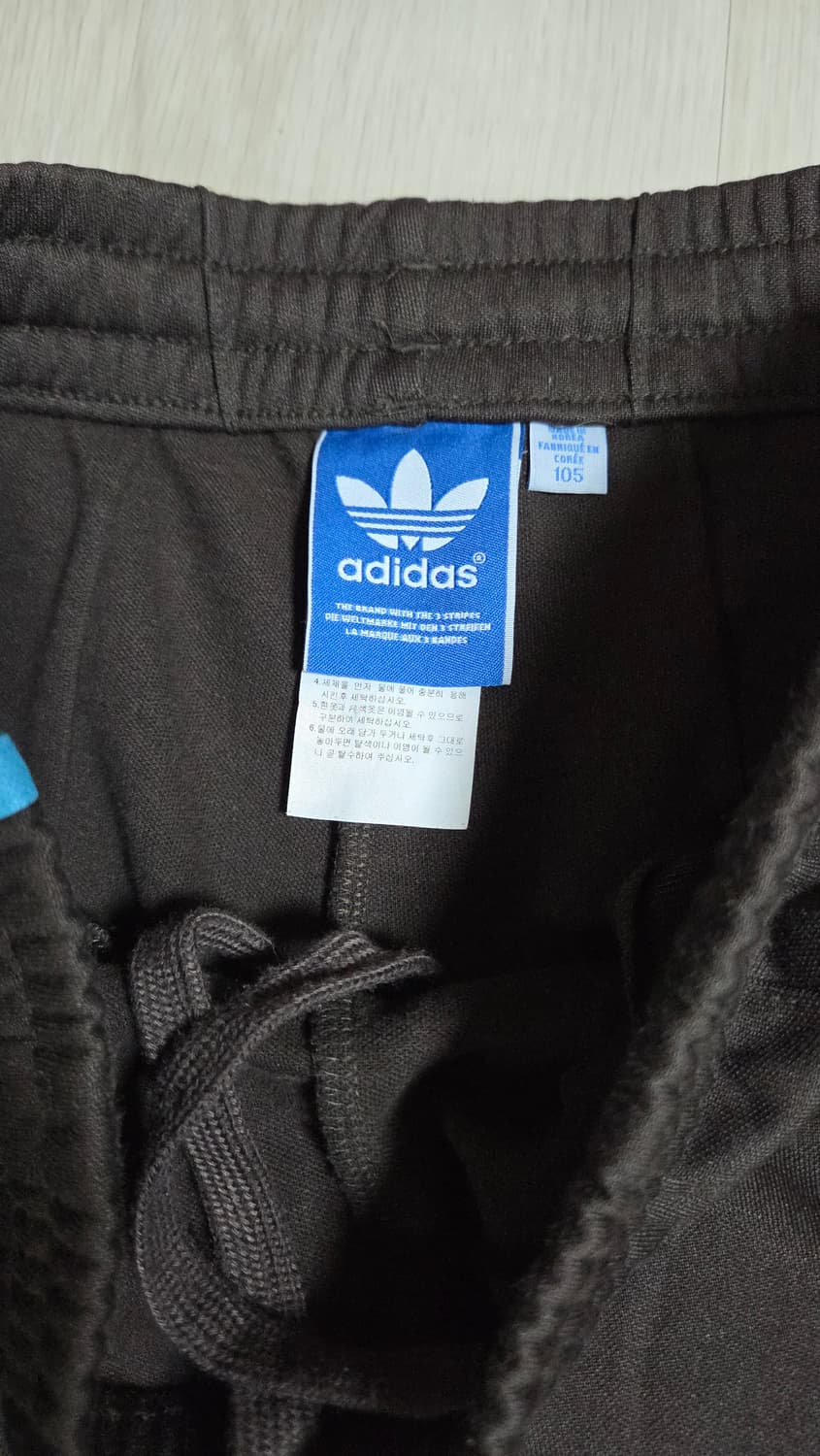 (착샷) 아디다스 유로파 트랙 팬츠  상품이미지3
