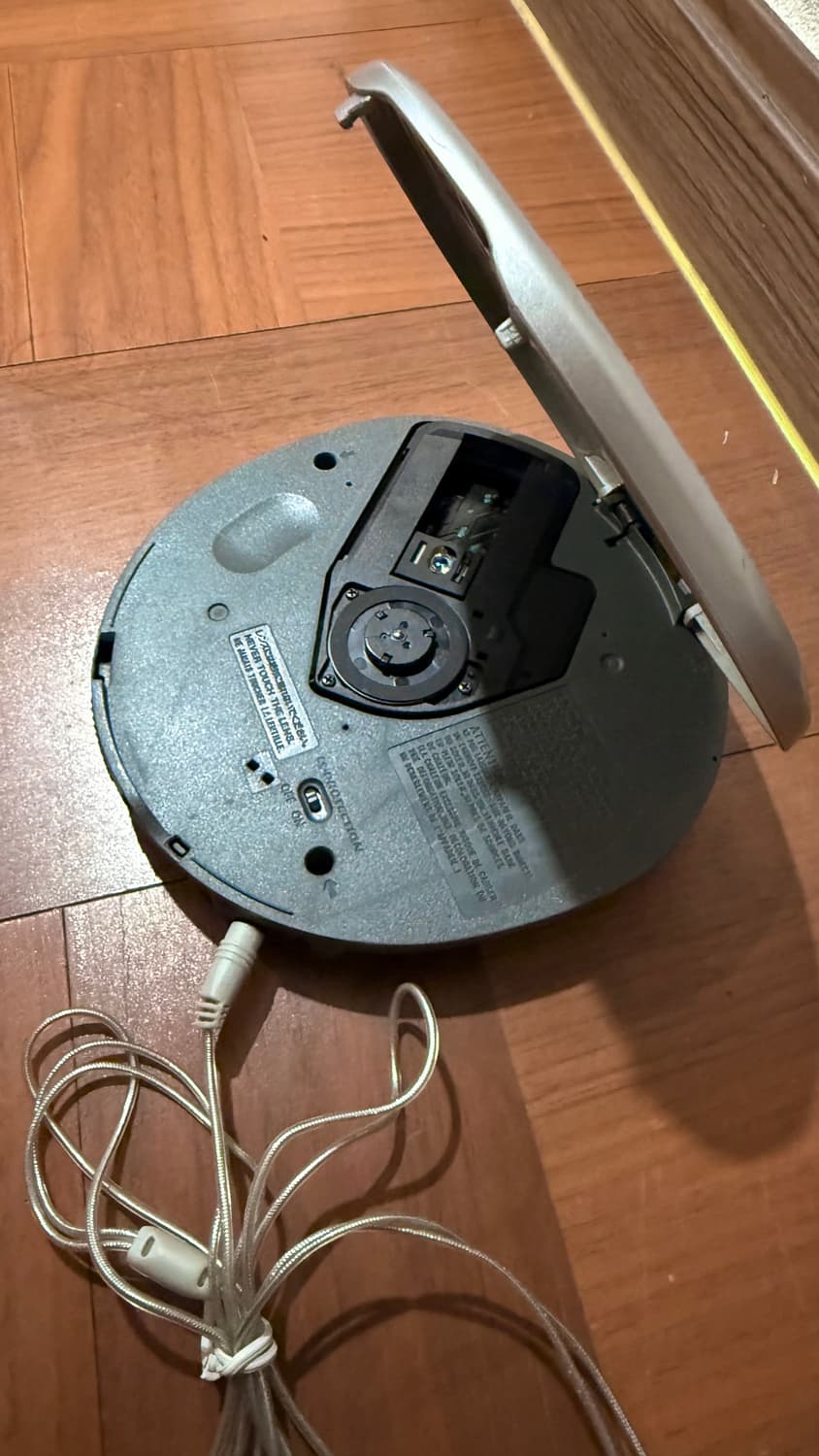 릴리슈수의 모든것 sony 소니 워크맨 cd플레이어 D-E660 상품이미지2