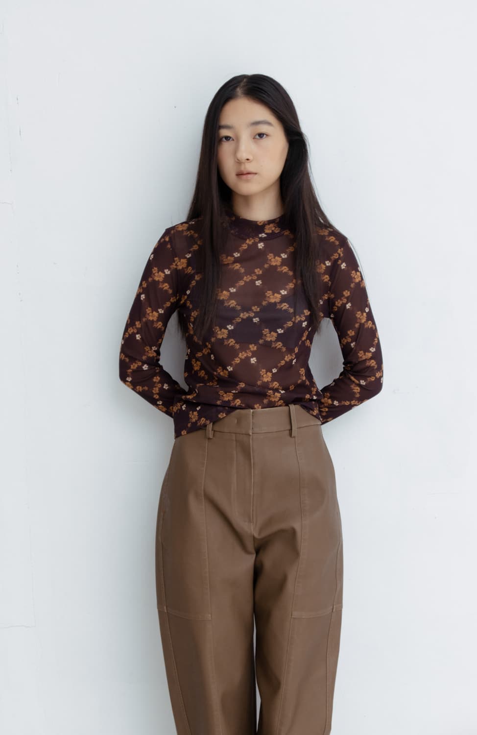 Rrace flower mesh t-shirt 레이스 플라워 메쉬 티서츠 상품이미지1