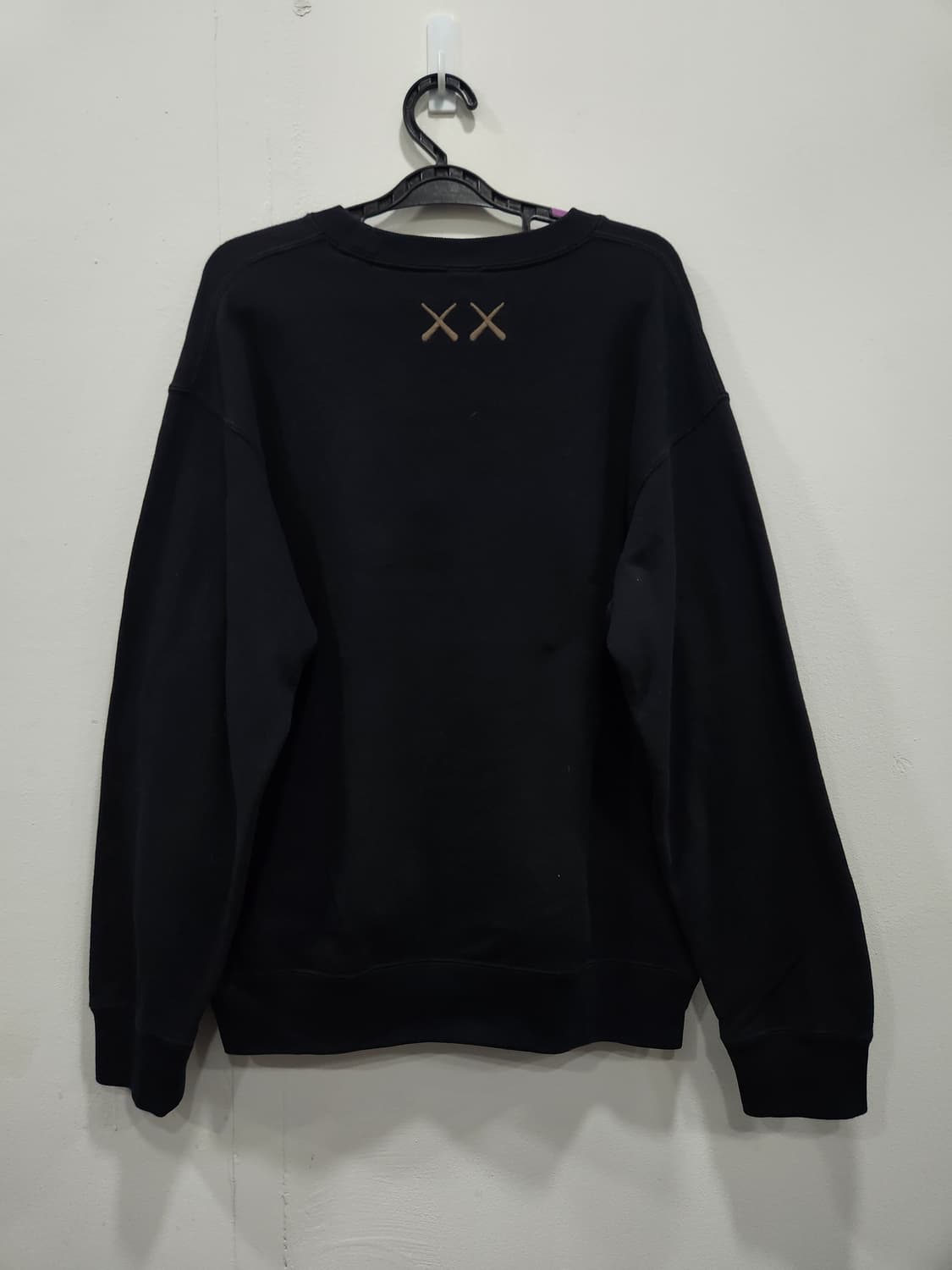 유니클로 UT x 카우스 콜라보 맨투맨 남녀공용 95사이즈 상품이미지3