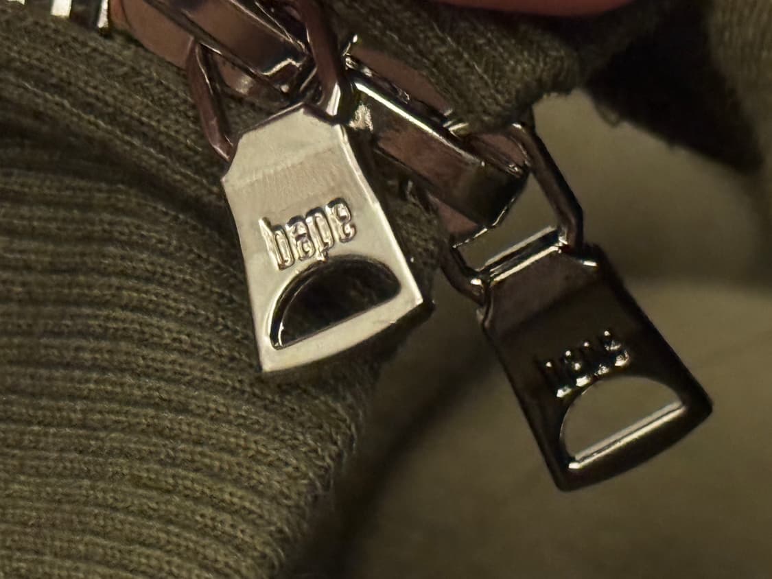 베이프X헬로키티 녹계 후드집업 상품이미지5