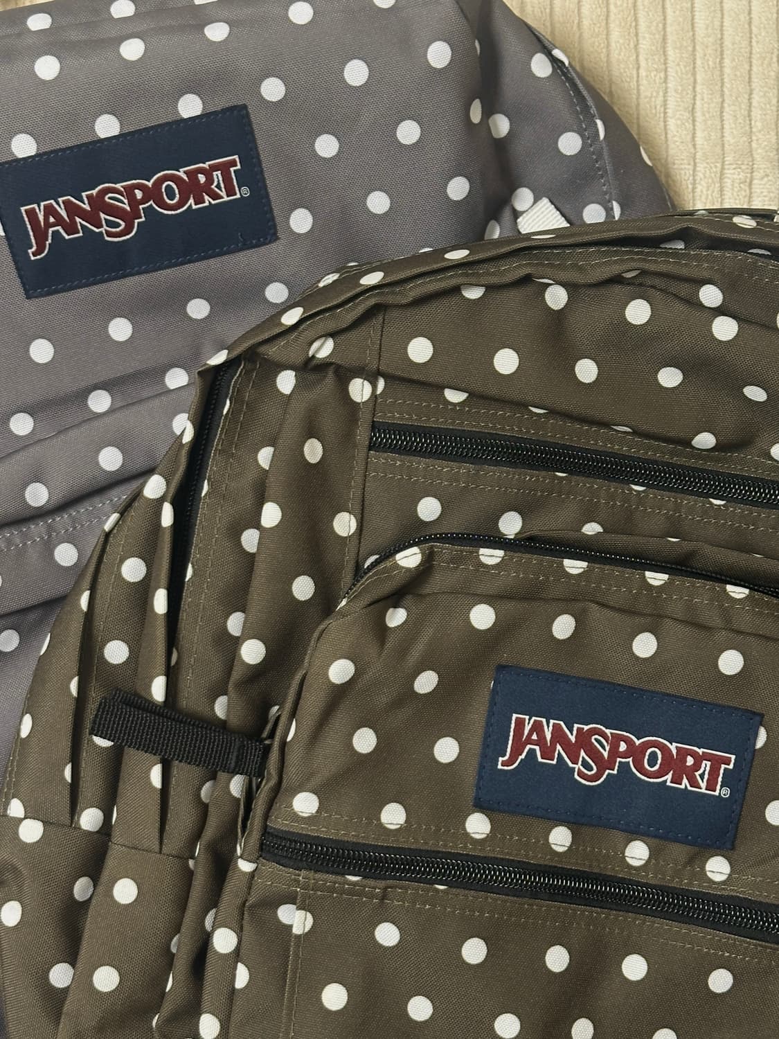 잔스포츠 카키 도트 백팩 상품이미지10