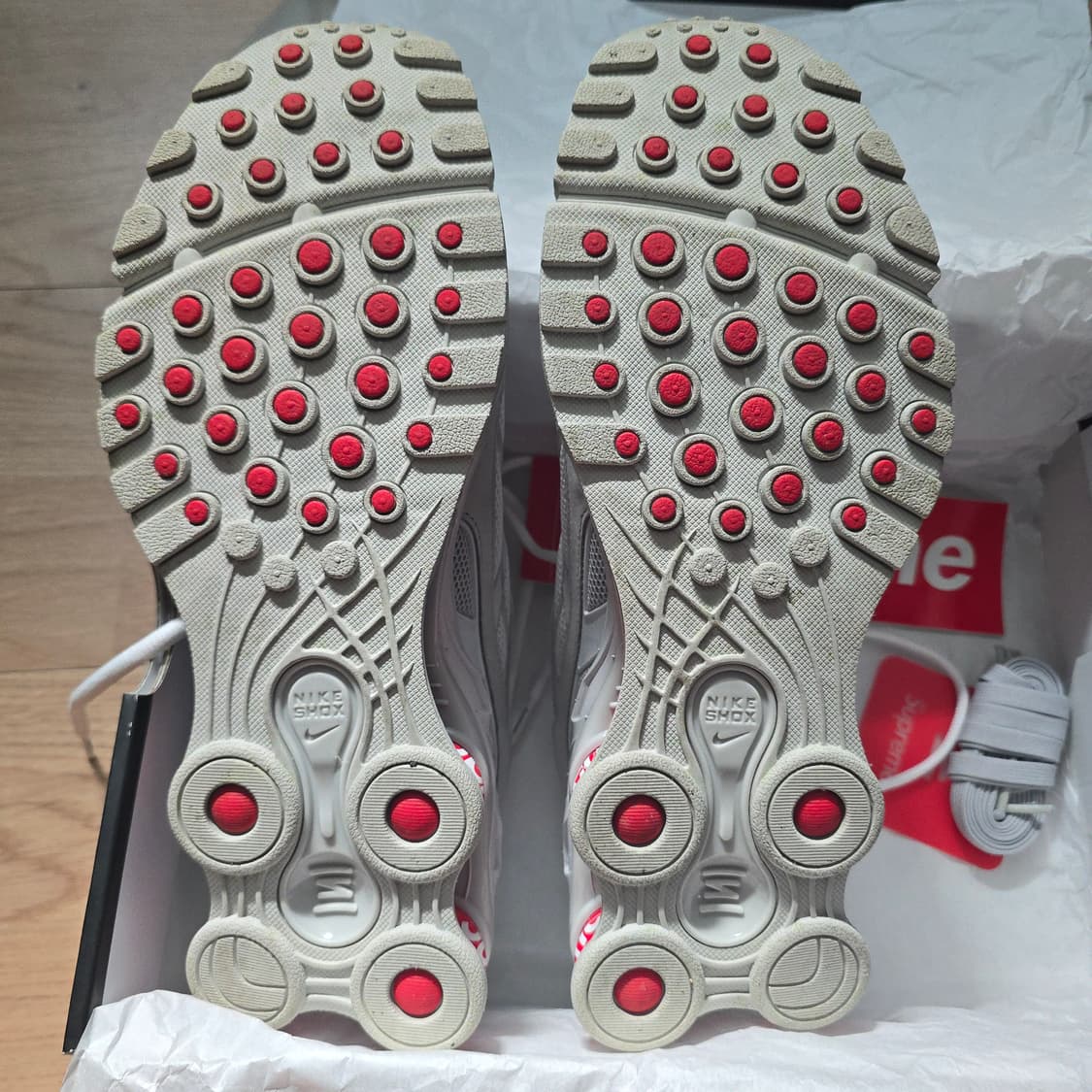 슈프림 샥스 라이드 270사이즈 상품이미지2