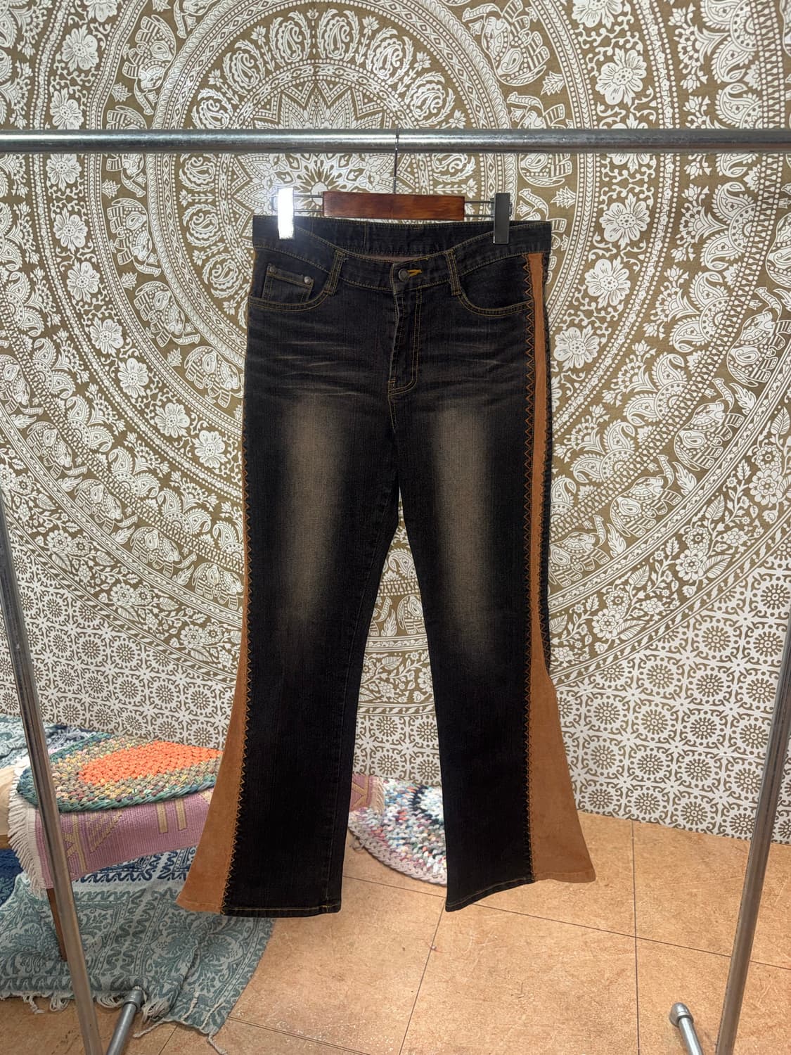 Auraji 빈티지 여성 사이드 디테일 부츠컷 스판 데님팬츠  상품이미지3