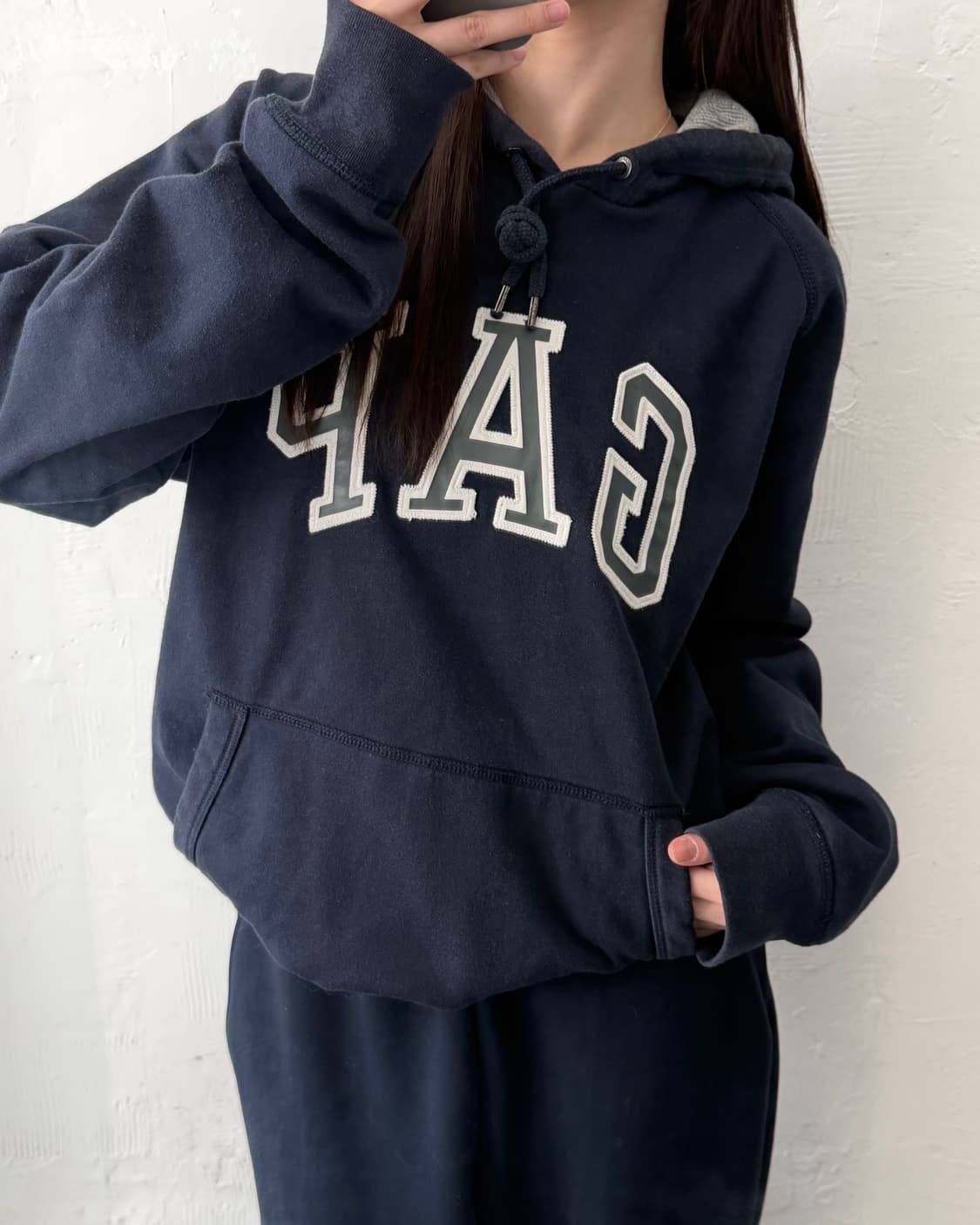 GAP 갭 네이비 컬러 로고 후드티 상품이미지6