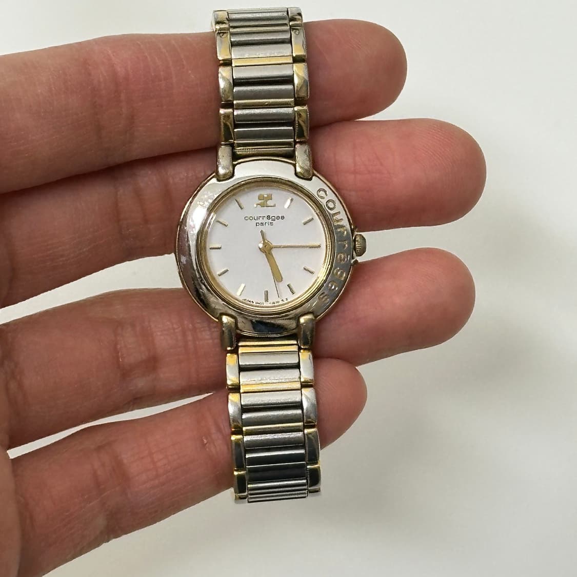 꾸레쥬 메탈 시계 상품이미지3