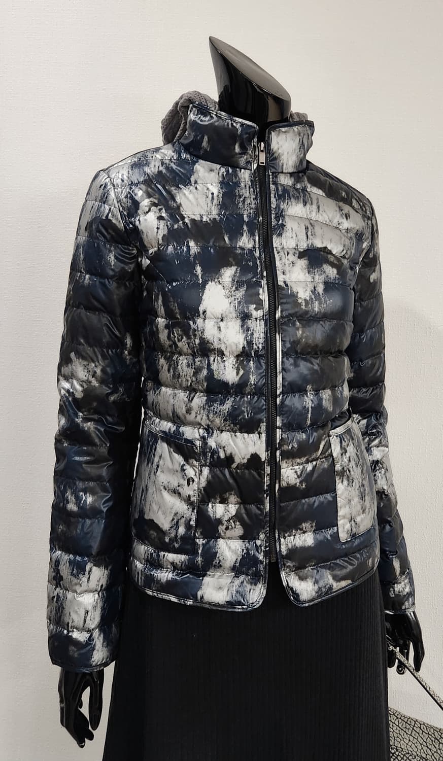 네이비실버 경량패딩  상품이미지5