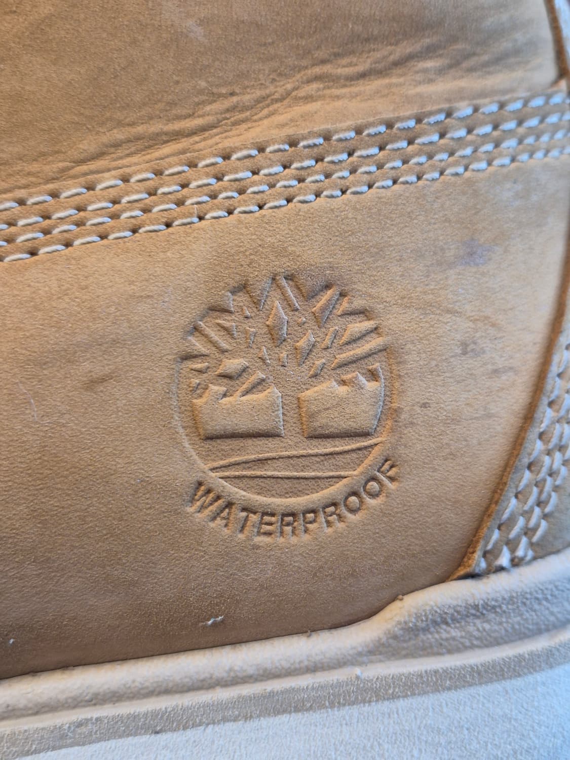 285(10UK)팀버랜드 6인치 프리미엄 부츠  상품이미지3