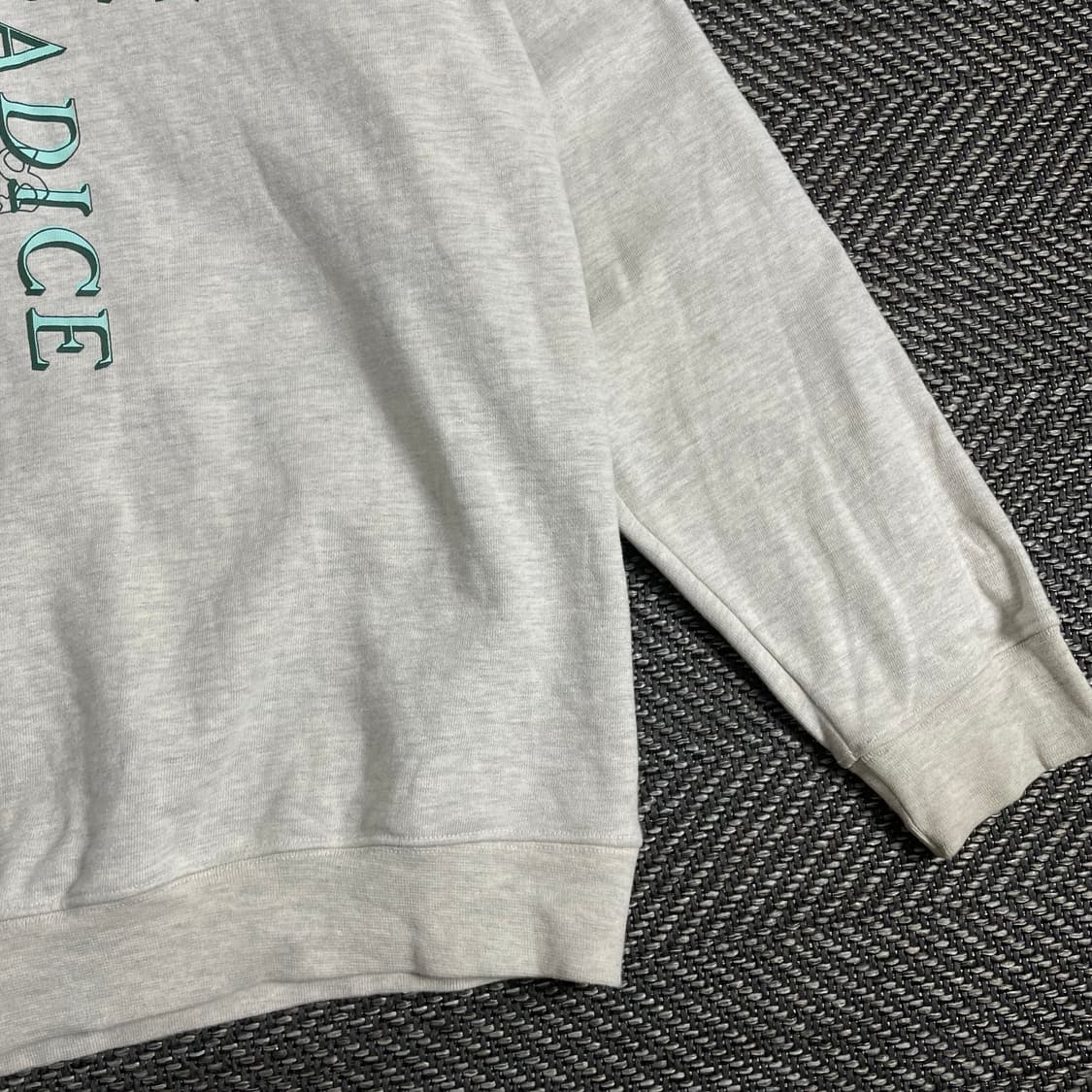 FUZZ 올드스쿨 레터링 빅로고 맨투맨o 3005 상품이미지2