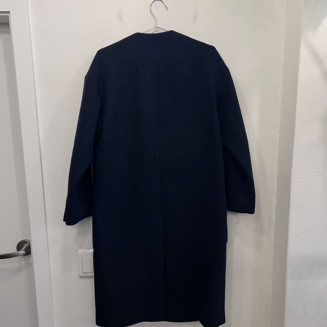 스튜디오 톰보이 여성 논카라 로브 롱코트 상품이미지5