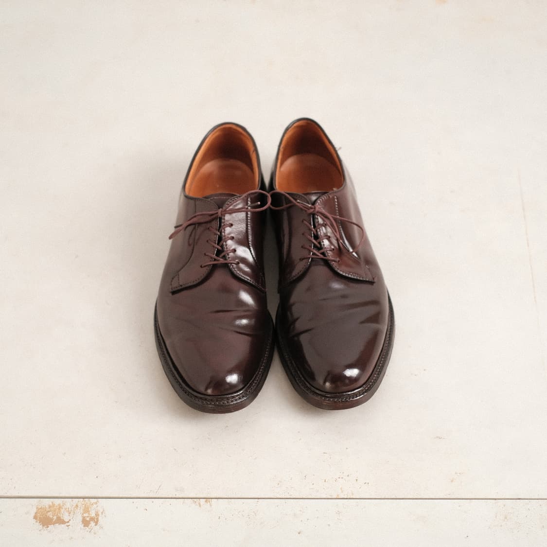 알든 990 11.5D 버건디 코도반 플레인토 더비슈즈 상품이미지2