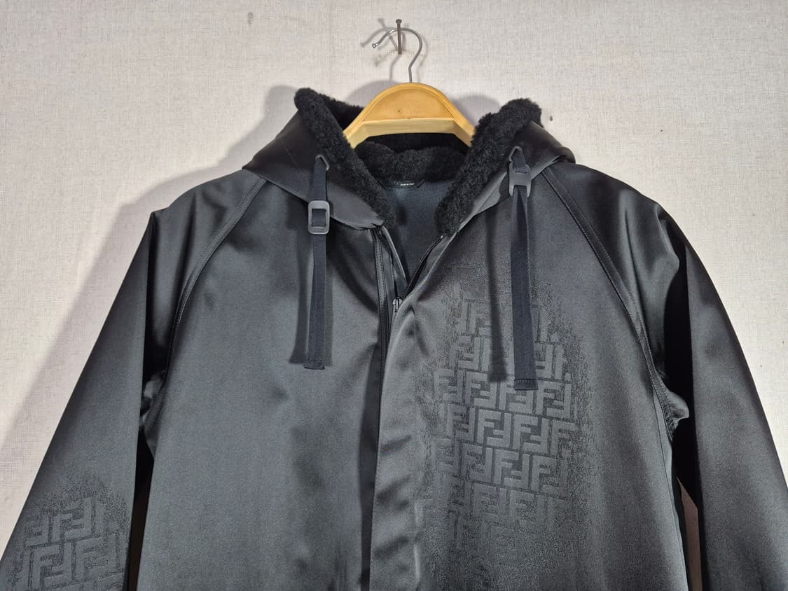 Fendi 팬디 퍼 트리밍 롱 후드집업 점퍼 (48)(우리95) 상품이미지3