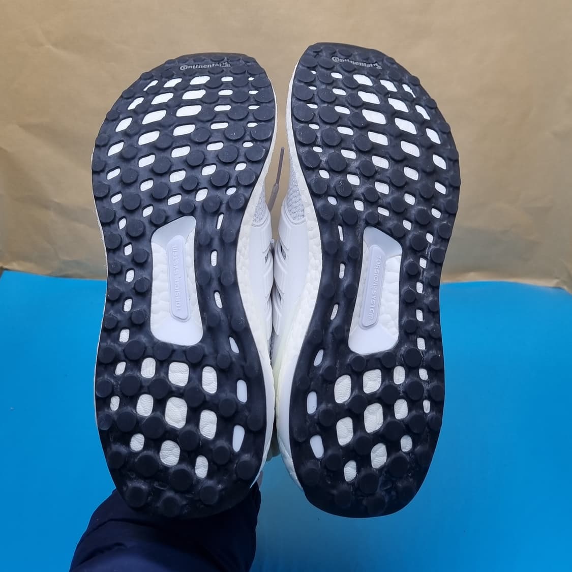 아디다스 울트라부스트 여성운동화240  상품이미지3