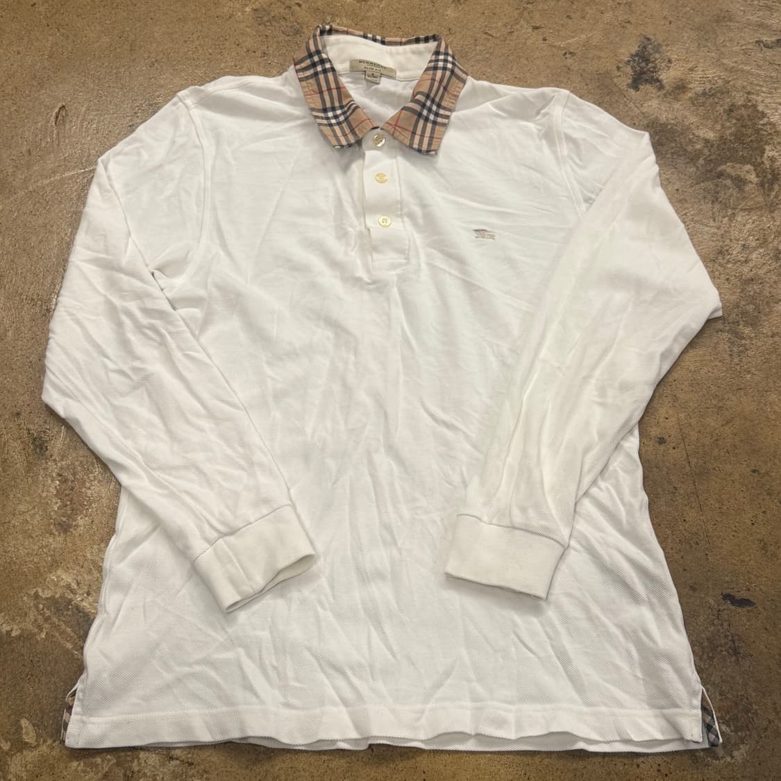 버버리 PK 체크 카라 화이트 긴팔 티 상품이미지2