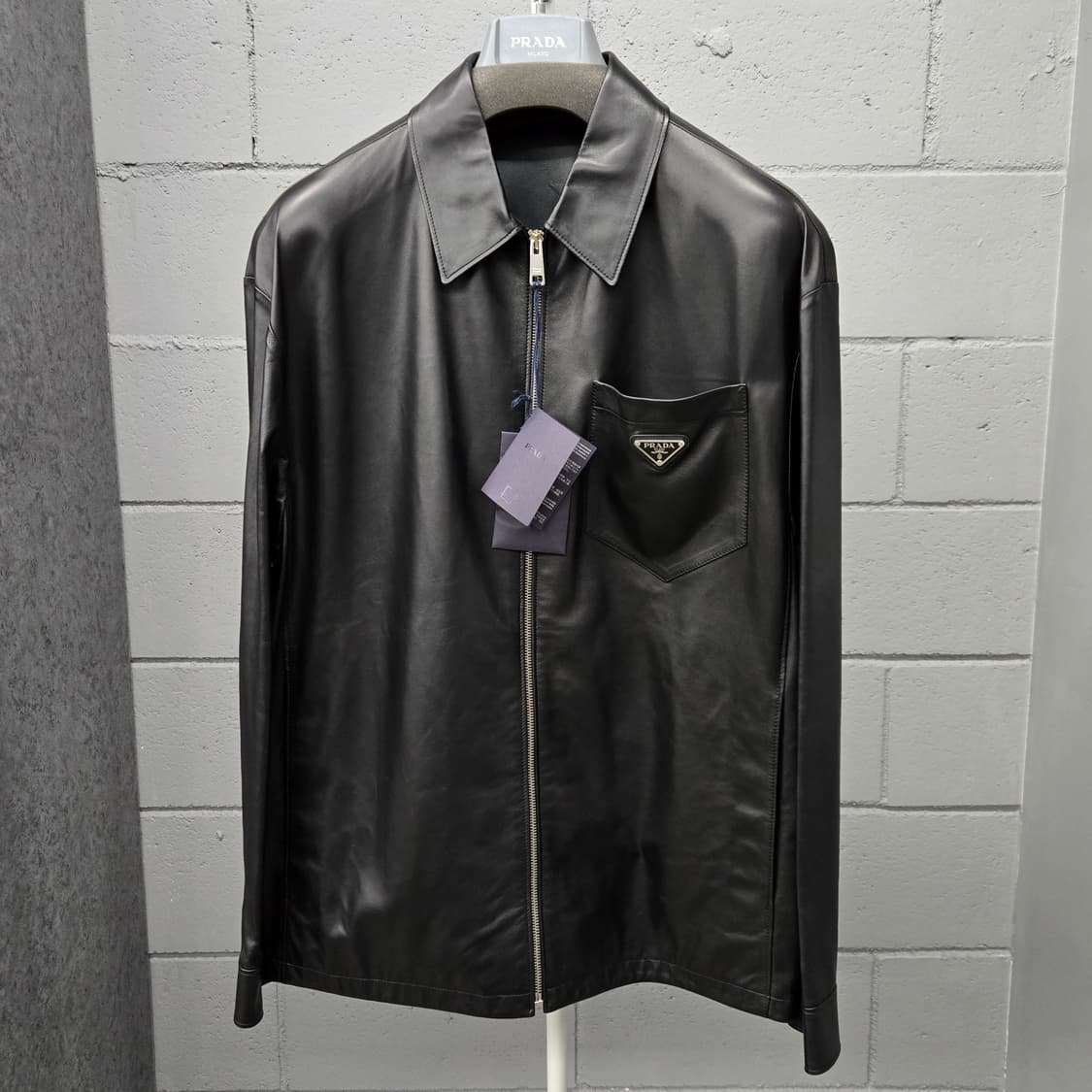 새상품 / 프라다 삼각로고 램스킨 레더 가죽 자켓 46 상품이미지2