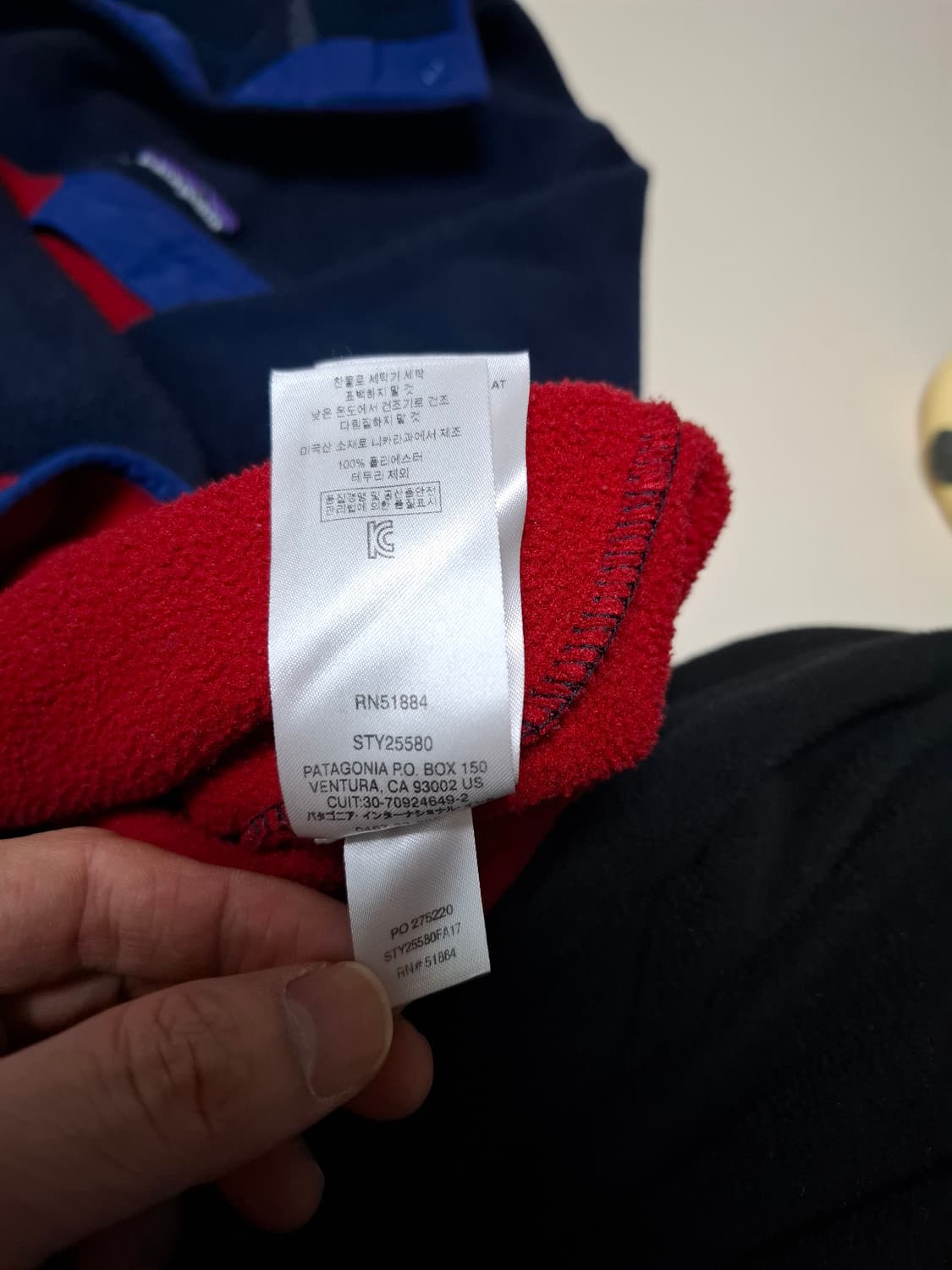 L 파타고니아 신칠라 플리스 풀오버 네이비/레드 상품이미지5