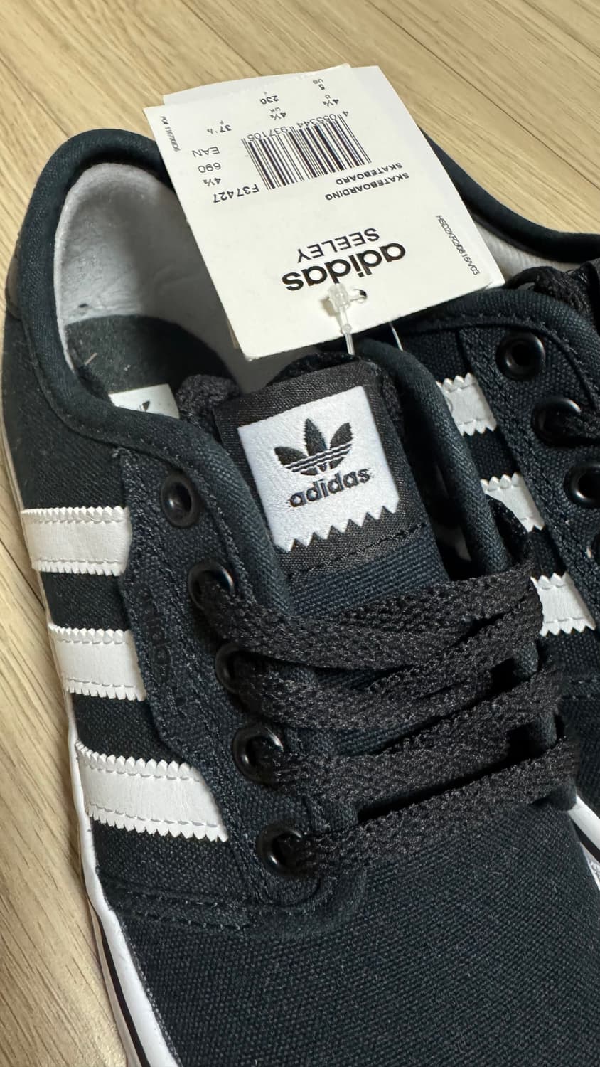 아디다스 Seely 스케이트보딩화 블랙 색상 230mm 새 제품 상품이미지2