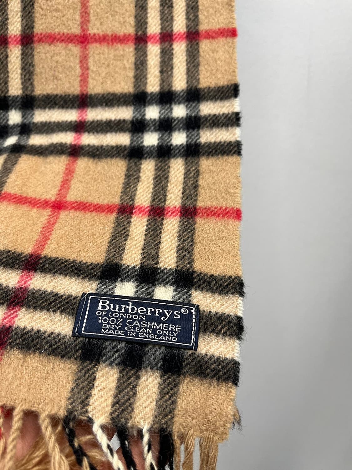 버버리 베이지 캐시미어100% 머플러  상품이미지4