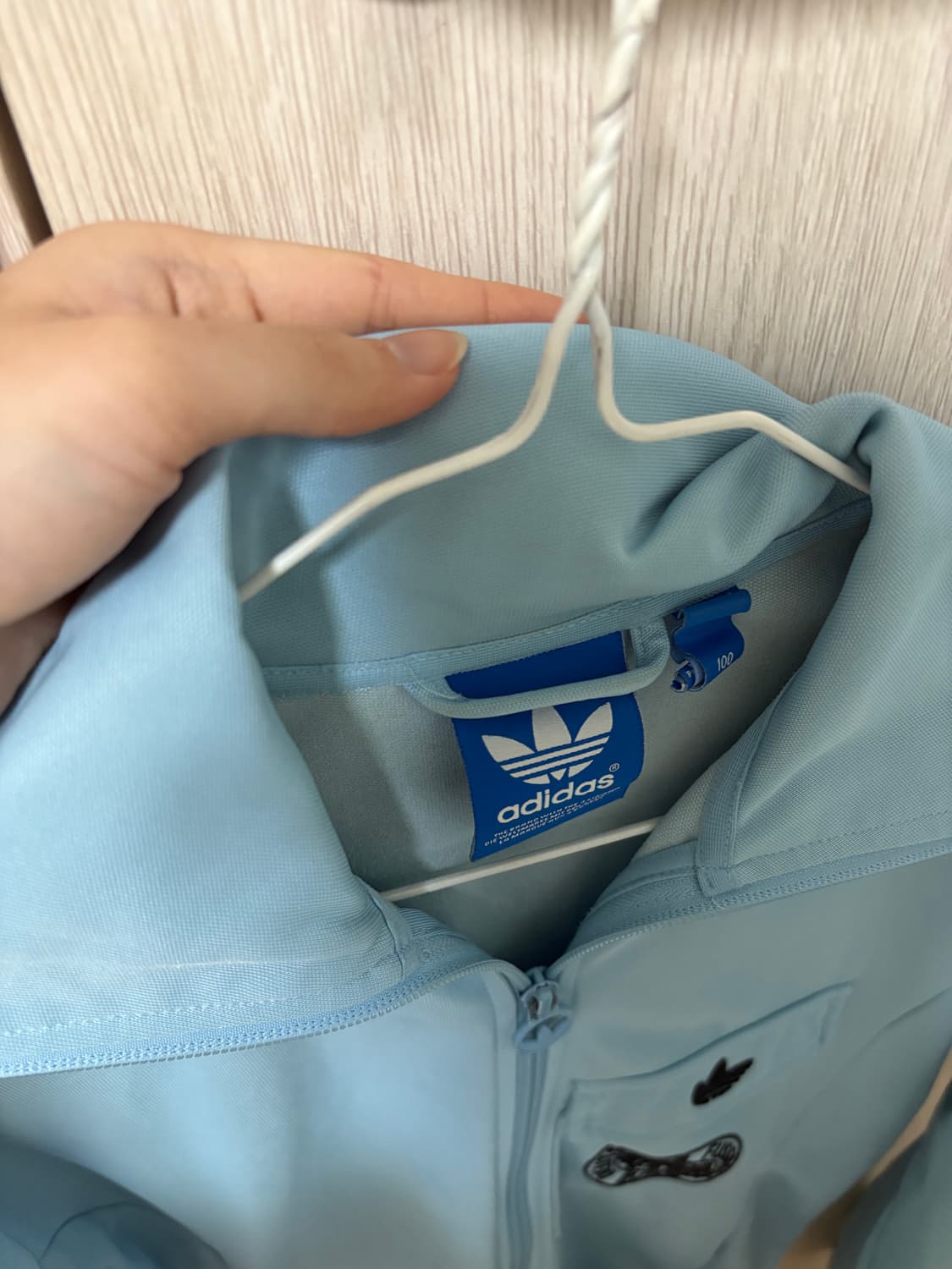 아디다스 독일군 스카이 블루 져지 100 사이즈 판매합니다 상품이미지3