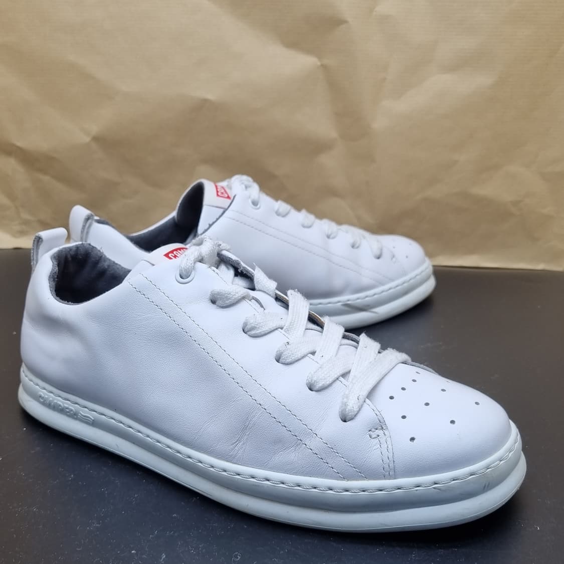 캠퍼 러너 포 남성스니커즈 270 상품이미지1