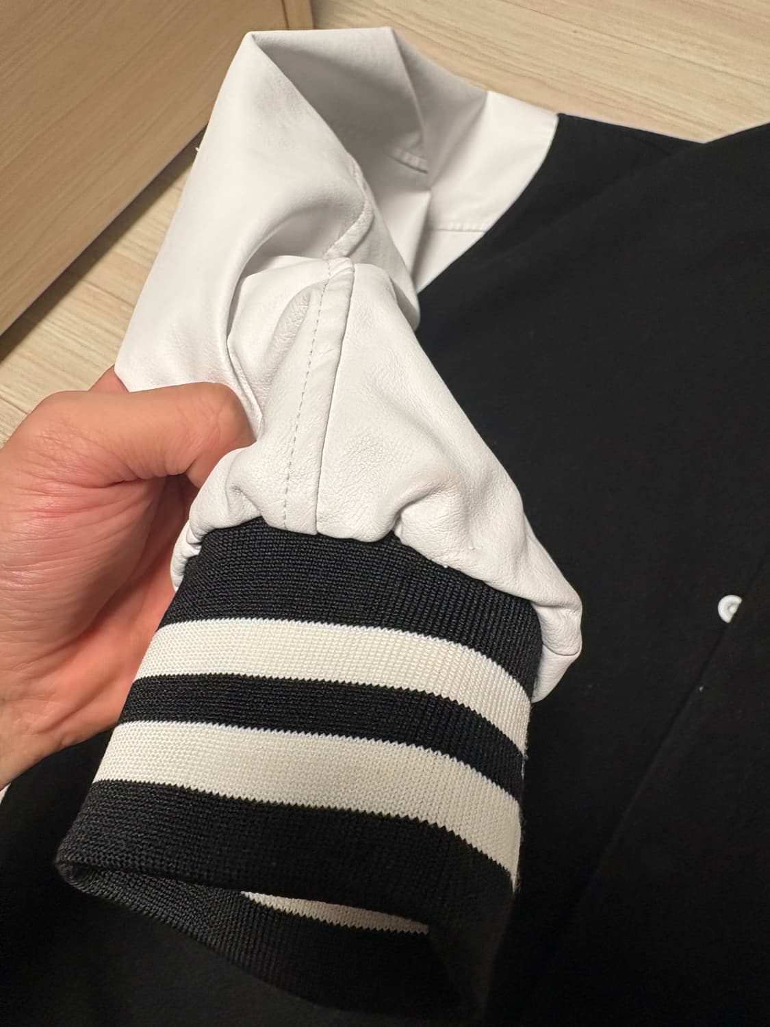 [L/OEM] 밀워키 벅스 바시티 자켓 상품이미지6