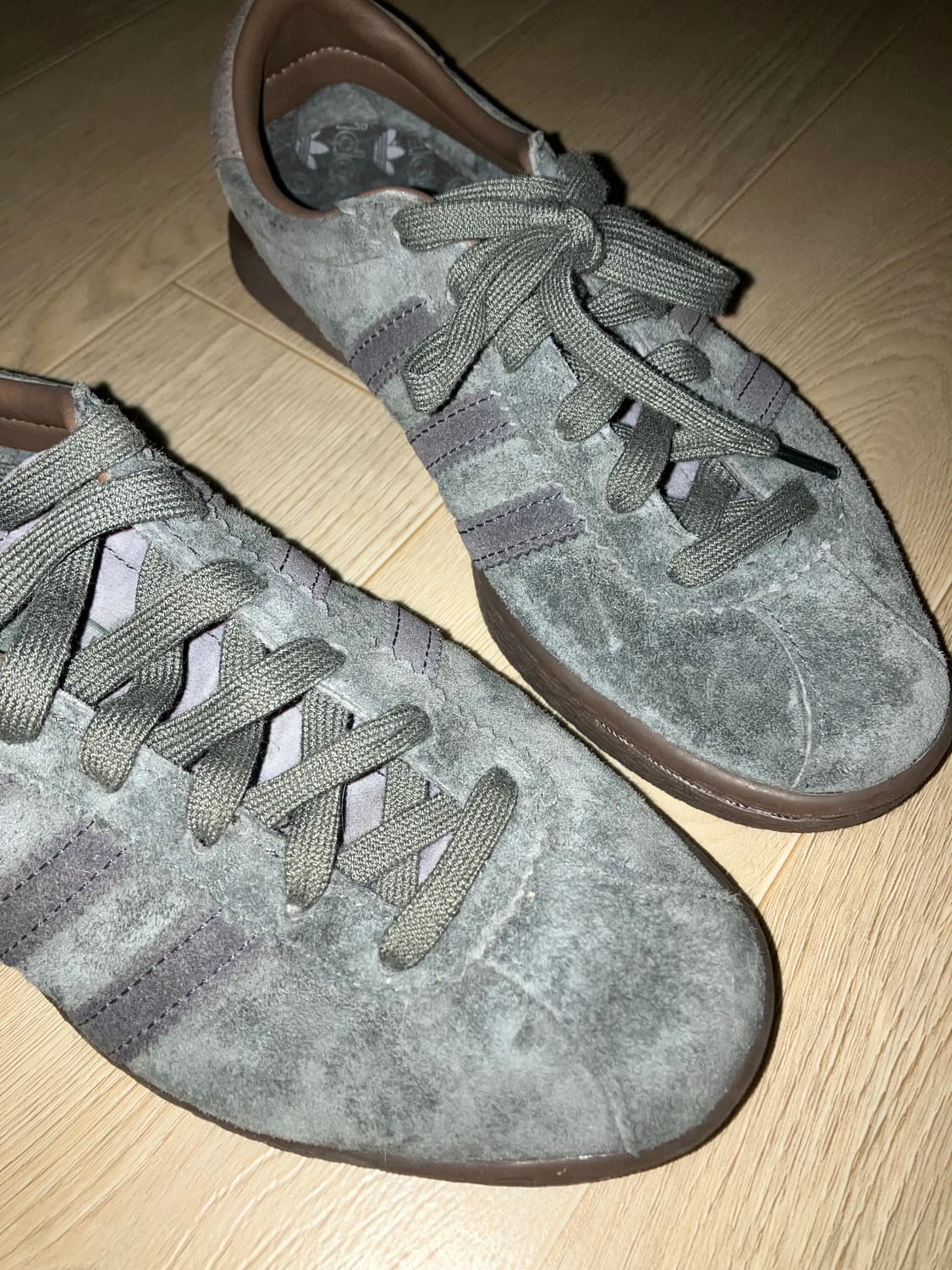 아디다스 토바코 그레이카본 240 상품이미지6