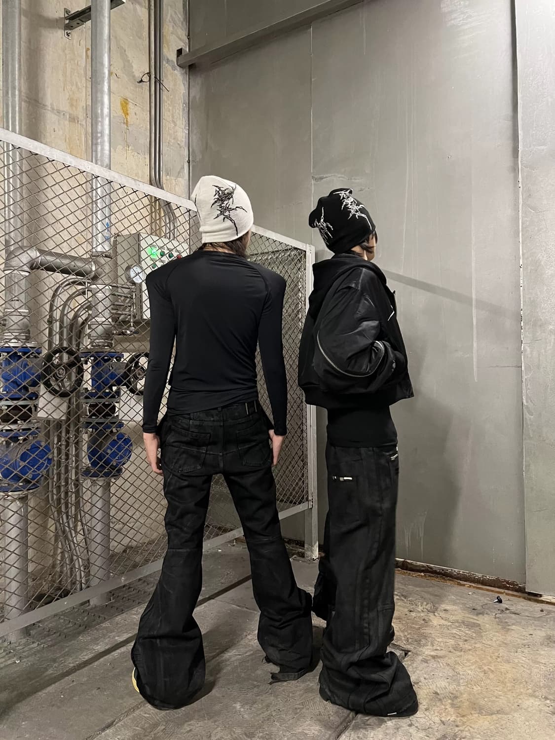 Skull Bone Graphic Beanie 상품이미지4