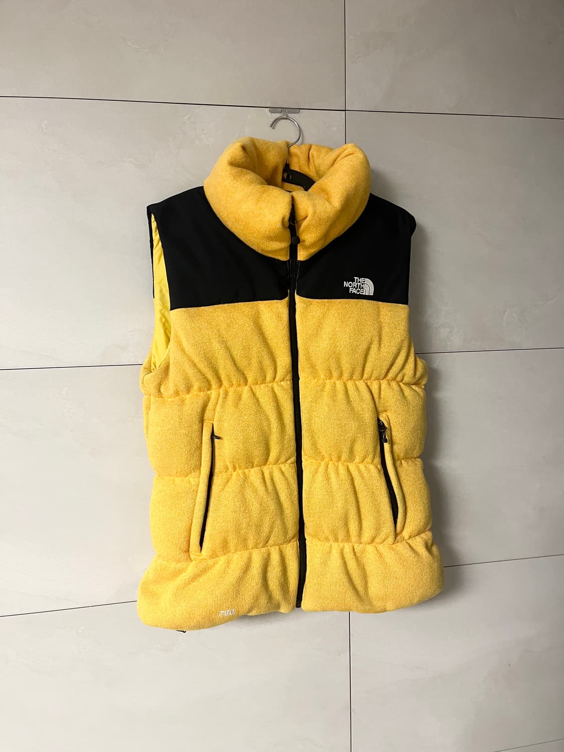 노스페이스 700 옐로우 패딩 조끼 [M] 상품이미지2