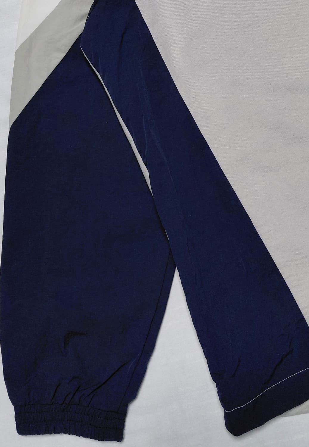 [무료배송] 엄브로(UMBRO) 하이브리드 맨투맨 100(L) 상품이미지3