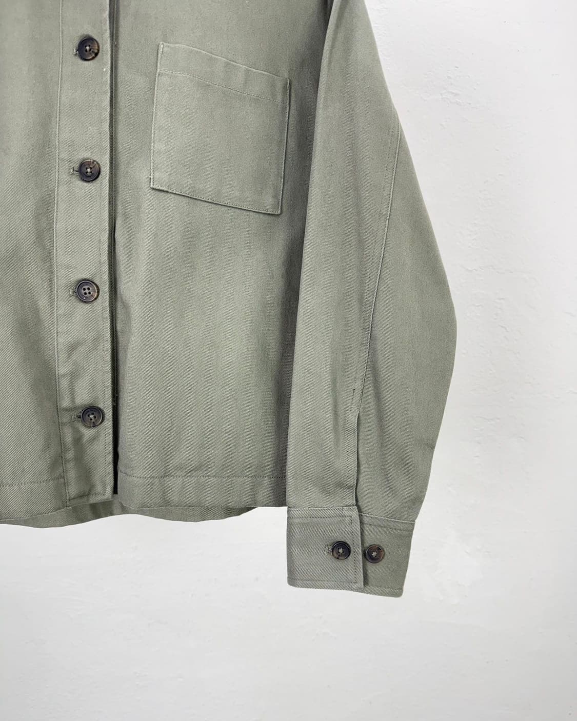 에디바우어 솔리드 민티 포켓 코튼 셔츠 자켓 상품이미지5