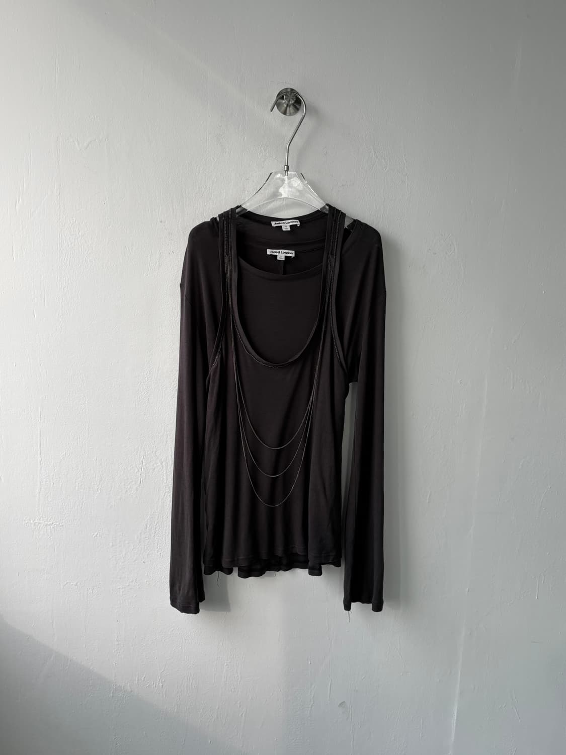 제이디드 런던 더블 레이어드 체인 롱슬리브  상품이미지1