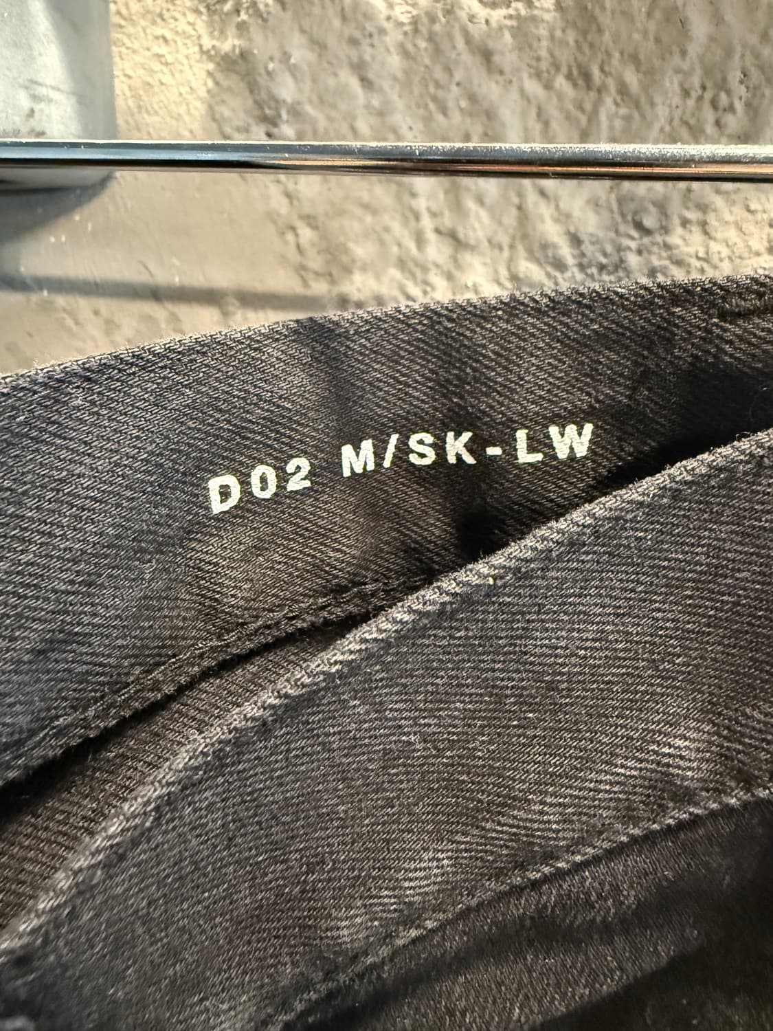 생로랑 파리 디스트로이드 블랙 스키니 데님 팬츠 30 상품이미지5