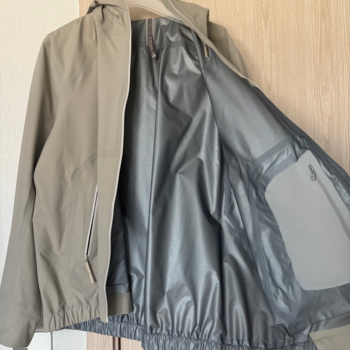 아크테릭스 베일런스 시캔트sl고어텍스 바람막이 M 상품이미지3