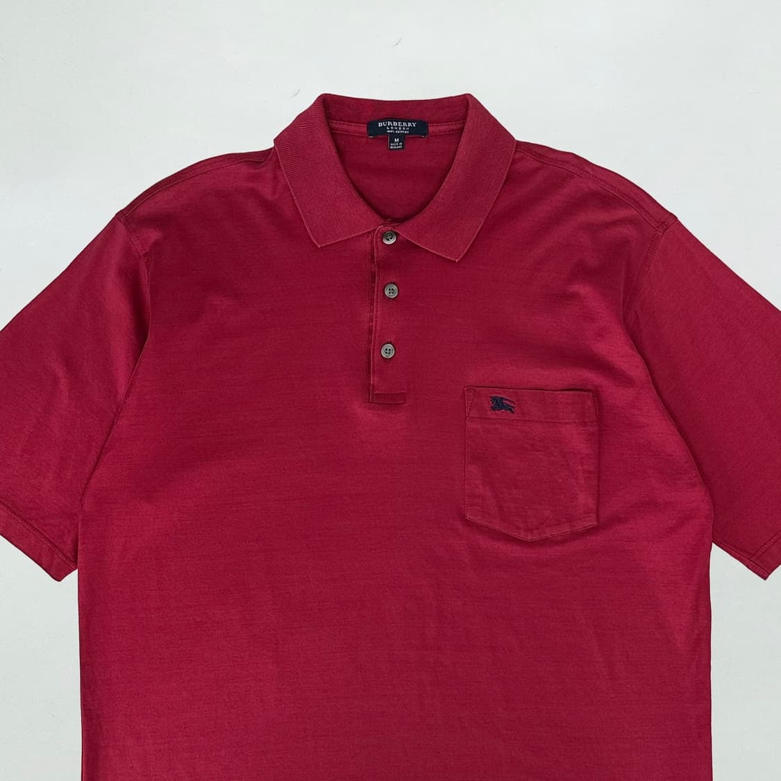 버버리 영국판 로고 포켓 카라티 상품이미지2