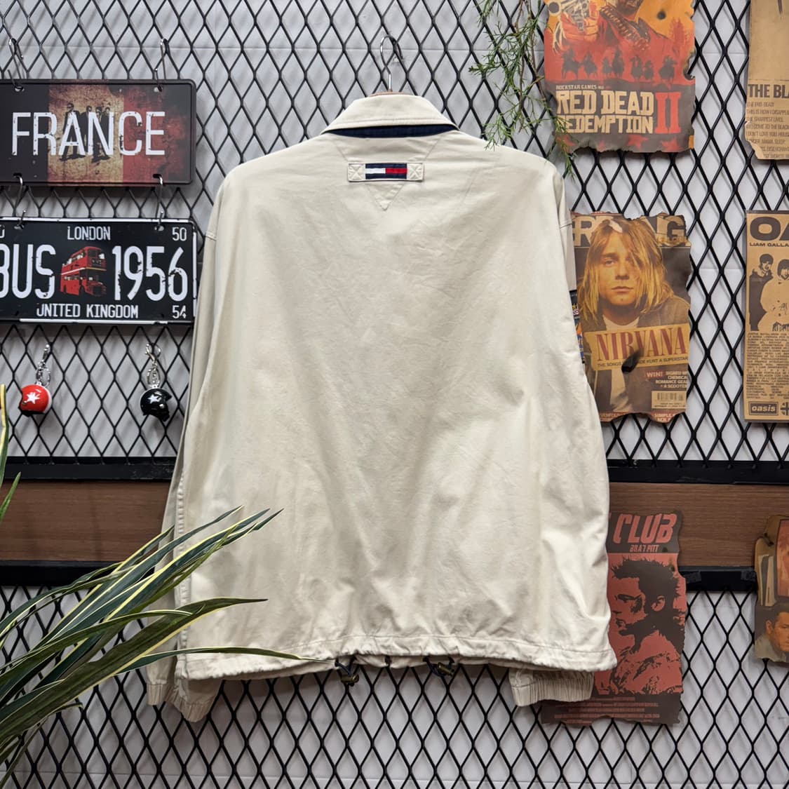 00s 하드록 X 타미힐피거 올드스쿨 봄버자켓 투포켓 디테일 화이트 상품이미지2