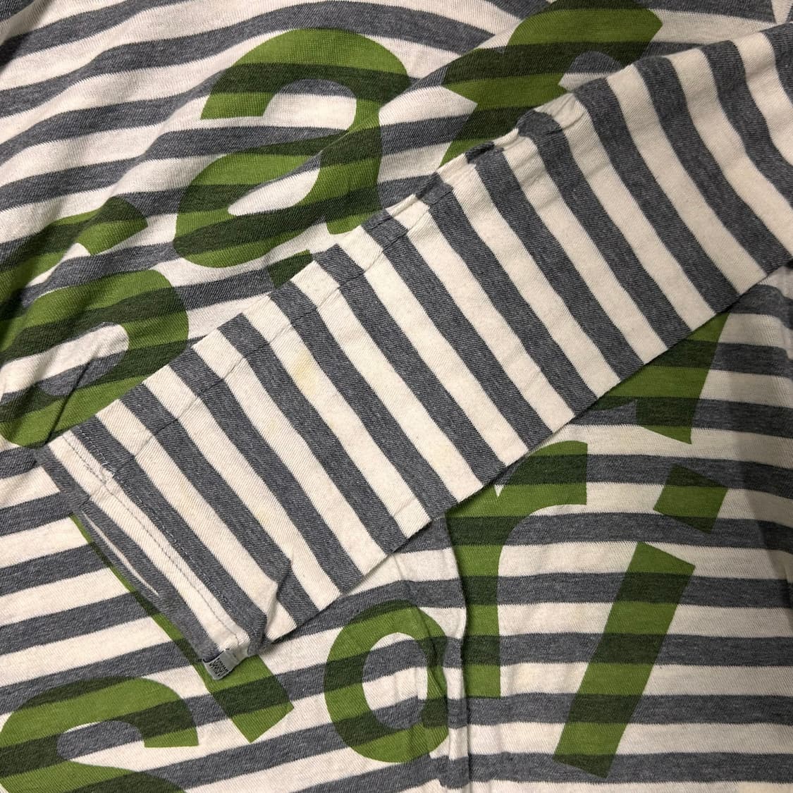 1/2 Ticketing Stripe Border Hoodie 상품이미지4