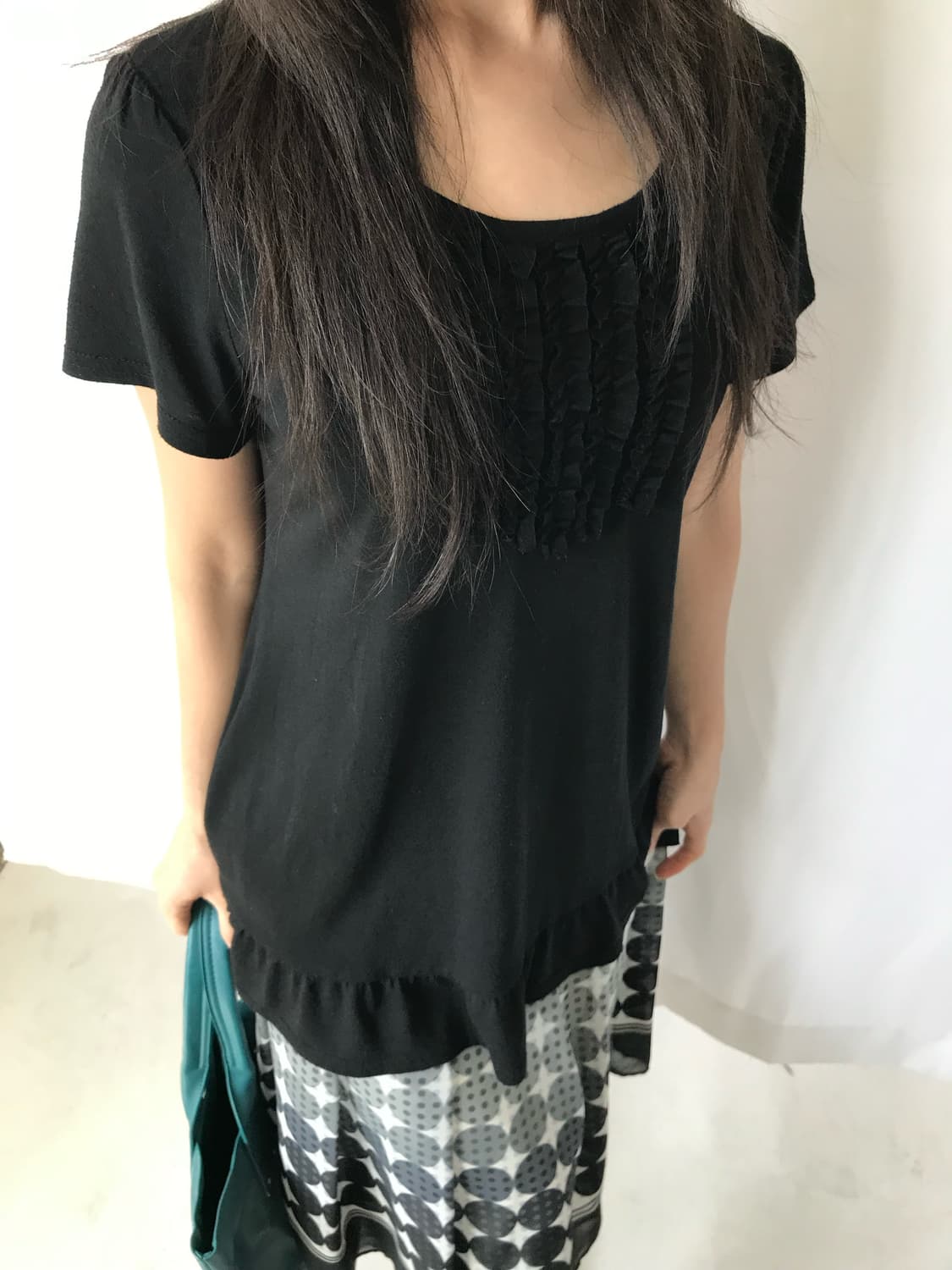 ⊹ Black Frill Top 상품이미지2