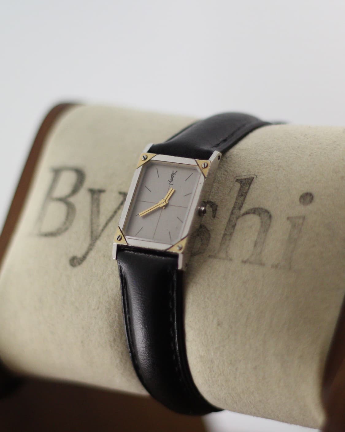 YSL 입생로랑 빈티지 쿼츠 시계 상품이미지5